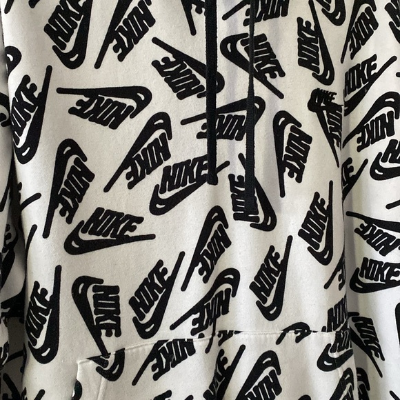 NIKE Men’s sweatshirt sz XL EUC only worn a handful of times basically brand new - Picture 3 of 7